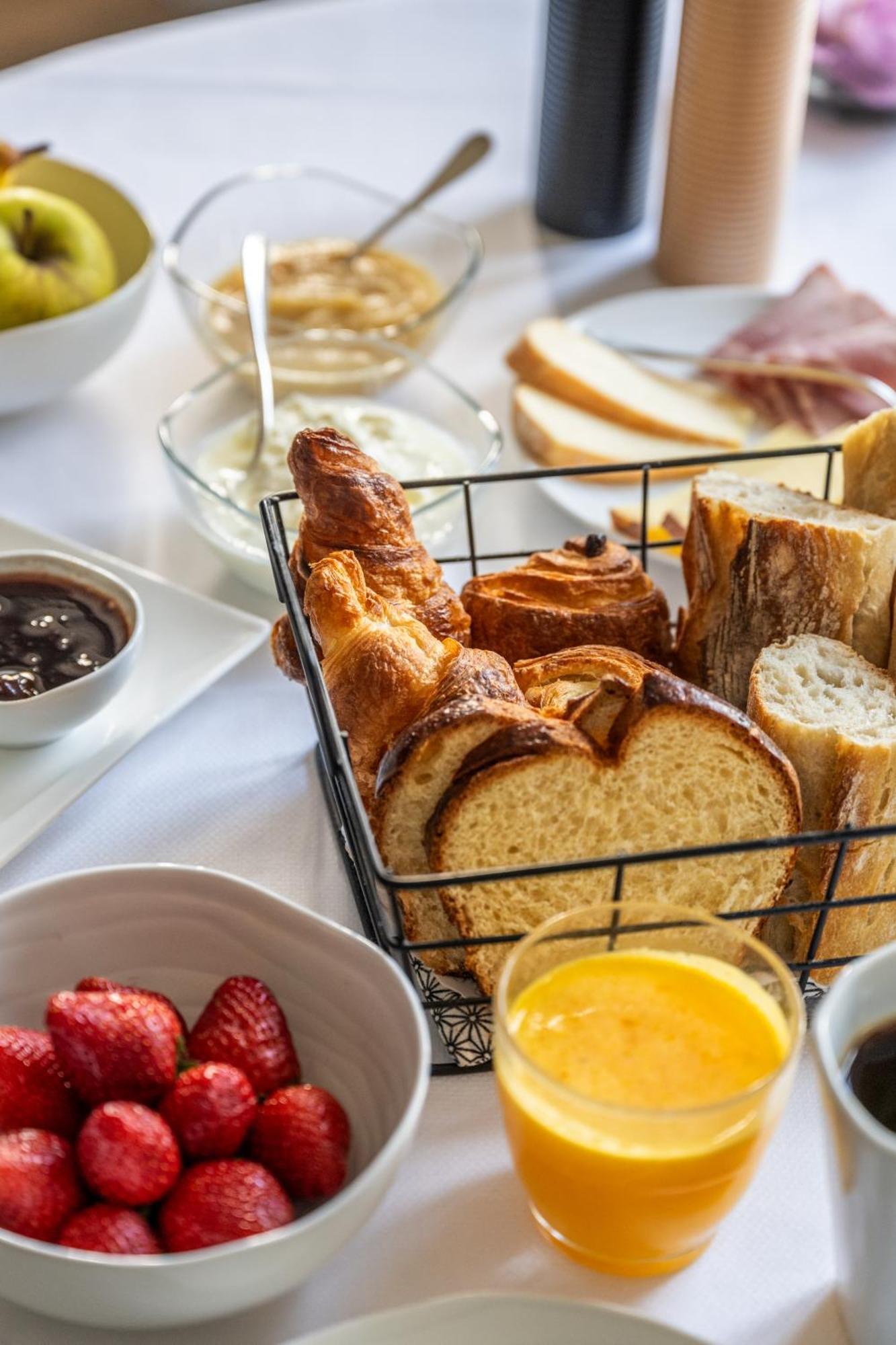 Le Moulin Du Gastronome Hotel Charnay-lès-Mâcon Eksteriør billede